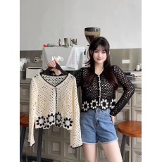 批发新款<b class='q'>秋</b>季爆款镂空钩花花朵针织衫女时尚百搭长袖开衫上衣