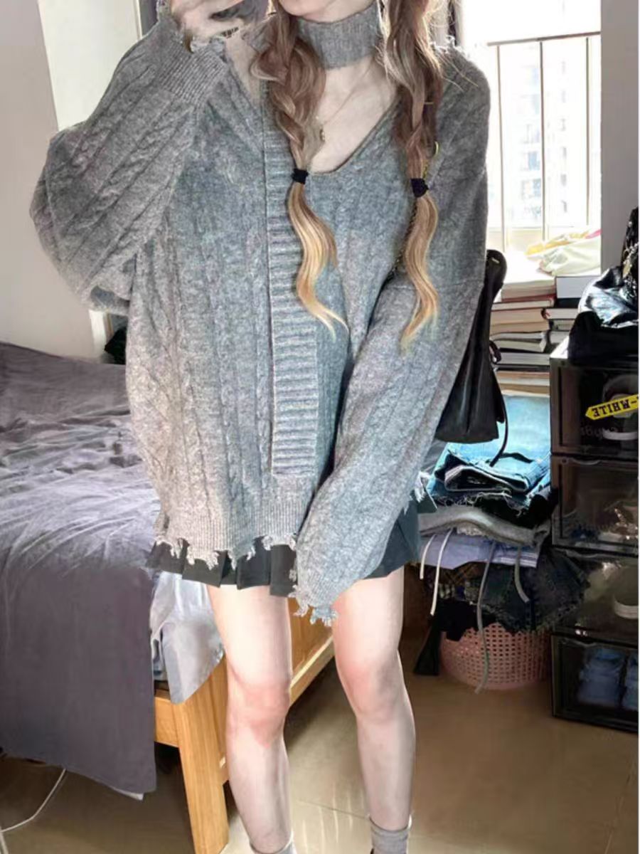 Gray sweater short skirt suit for women, autumn new style, tea style for small people, lazy style two-piece suit