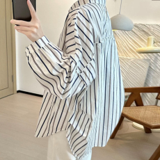 批发官图 <b class='q'>秋</b>装蝙蝠袖条纹长袖衬衫女韩系宽松减龄上衣复古翻领衬衣