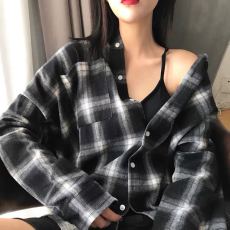 批发春秋黑白大格子衬衫女慵懒风宽松韩版外套中<b class='q'>长款</b>长袖<b class='q'>打底</b>衬衣