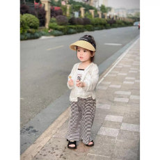 批发女童简约薄款<b class='q'>夏</b>季长袖防晒开衫2024新款女宝宝百搭宽松短款上衣