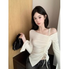 批发<b class='q'>露肩</b>长袖<b class='q'>t</b><b class='q'>恤</b>女春季不规则修身显瘦打底衫chic甜辣上衣设计感小众