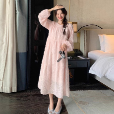 批发图片已处理2025新款宽松显瘦蕾丝中长款孕妇大码连衣裙