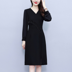 批发已出货 2026春季大码女装连衣裙胖MM通勤淑女雪纺长袖显瘦小黑裙