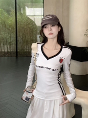 Actual shot of autumn Korean style slim fit sweet and spicy contrast striped letter design pure cotton long-sleeved T-shirt with inner top