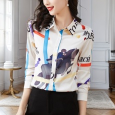 批发实拍2026春新款欧货缎面长袖撞色<b class='q'>印花</b><b class='q'>衬衫</b>女设计感小众高端上衣