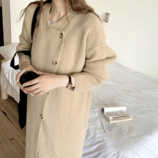批发街头服饰开衫女士秋冬单排扣<b class='q'>宽松</b>长毛衣女士开放韩国时尚针织品