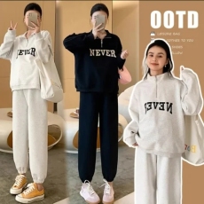 批发实拍2025早春网红新品休闲宽松显瘦两穿拉链胸前字母卫衣秋<b class='q'>冬</b>套…