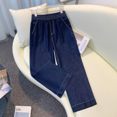 批发2026春季新款显瘦简约韩版休闲宽松型直筒裤烟管九分开叉<b class='q'>牛仔</b>裤