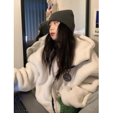 批发连帽羊羔毛外套女秋<b class='q'>冬</b>oversize棉服加厚ins潮ifashion宽松短棉袄