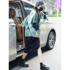 批发<b class='q'>杨幂</b><b class='q'>同款</b>新中式国风气质高级感外套+黑色松紧腰开衩半身长裙<b class='q'>套装</b>