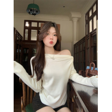 批发实拍特价 不减价 新款早秋纯欲性感斜领打底薄款长袖小心机针织衫