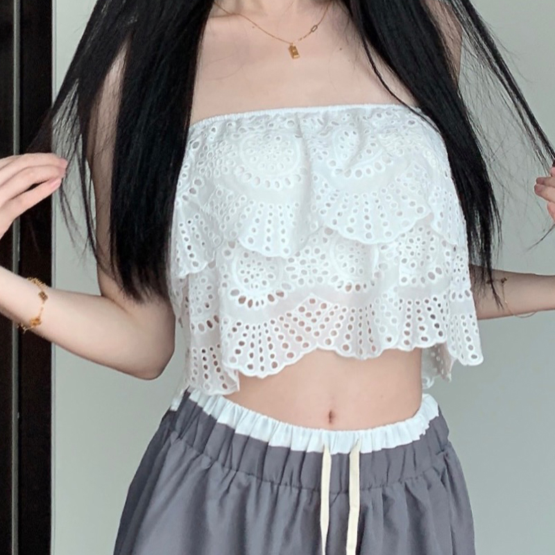 2024 new summer style pure lust girl tube top female summer vacation style hollow embroidery exposed navel white chest wrap