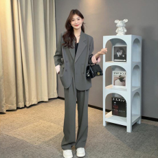 批发2026年早春季新款 <b class='q'>韩版</b>休闲宽松廓形西<b class='q'>装</b>+西<b class='q'>裤</b> 春<b class='q'>装</b>时尚套<b class='q'>装</b>