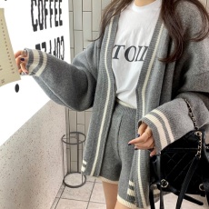批发韩国时尚减龄宽松v领拼色拉链针织开衫毛衣女+高腰休闲短裤两件套