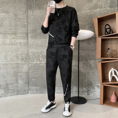 批发实拍春<b class='q'>秋</b>男士麂皮绒迷彩潮牌时尚拼色印花百搭休闲圆领两件套装