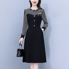 批发大码春季新款韩版中年<b class='q'>妈妈</b>假两件超修身简约条纹拼接圆领<b class='q'>连衣裙</b>