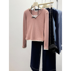 批发实拍长袖t恤女装春秋薄款挂脖2026<b class='q'>潮</b>流蕾丝修身打底衫V领韩版上衣