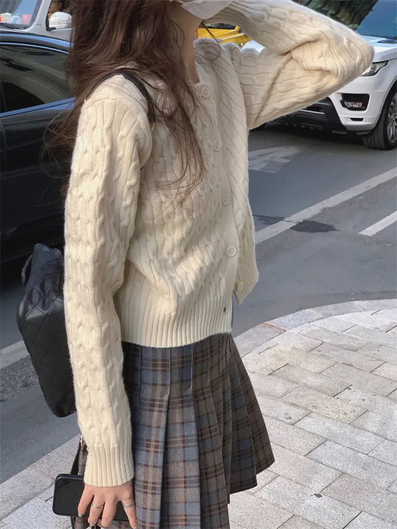 라운드넥 울 카디건 상세 이미지 10