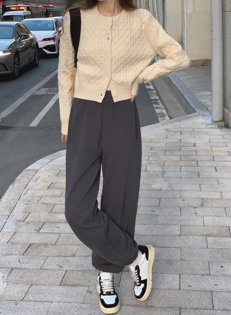 라운드넥 울 카디건 상세 이미지 22