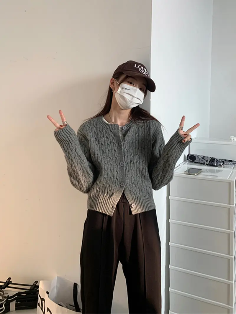 라운드넥 울 카디건 상세 이미지 25