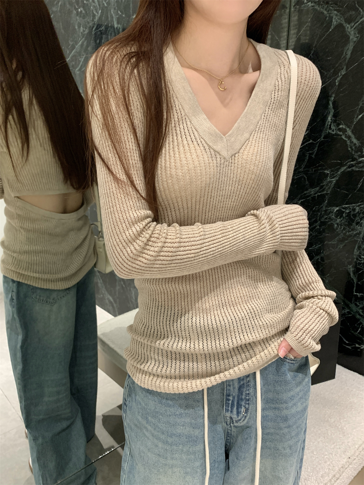 Real shot of autumn Korean style v-neck style, lazy backless design 6 wool sweater long-sleeved inner top