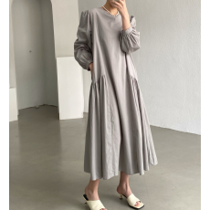 批发秋装新款韩国chic大码女装拼接褶皱大摆型宽松连衣裙