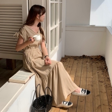 批发法式优雅复古V领抽绳袖 收腰显瘦连衣裙