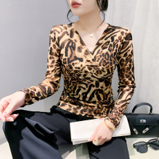 批发秋季新<b class='q'>网纱</b>豹纹时尚修身显瘦V领长袖上衣女