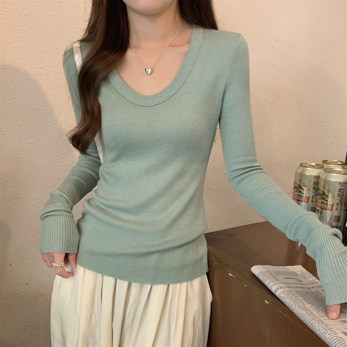 Actual shot of 2024 autumn Korean version slimming temperament u-neck slim 6 wool sweater long-sleeved bottoming top