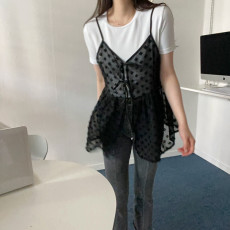 批发夏季ins小众设计个性纯色小花朵叠穿网纱系带吊带上衣