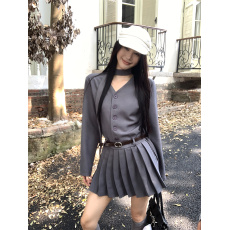 批发实拍实价 法式千金灰色V领西装<b class='q'>连衣裙</b>百褶短裙女