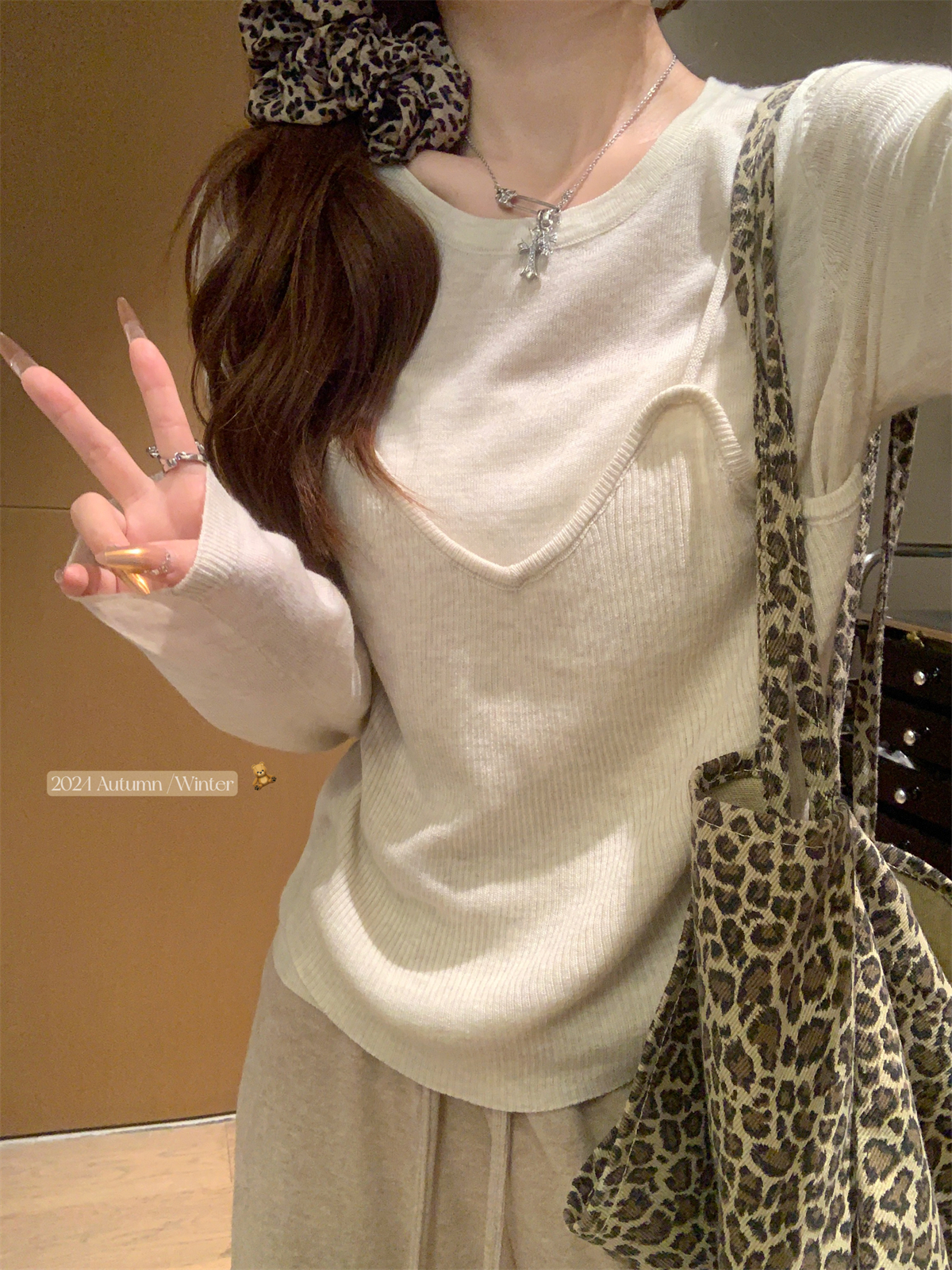 Real shot of 2024 new autumn loose fake two-piece lazy and versatile 6 wool sweater bottoming long-sleeved top