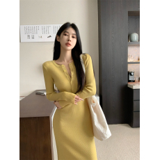 批发实拍~秋冬 美式<b class='q'>街头</b>复古百搭针织连衣长裙女