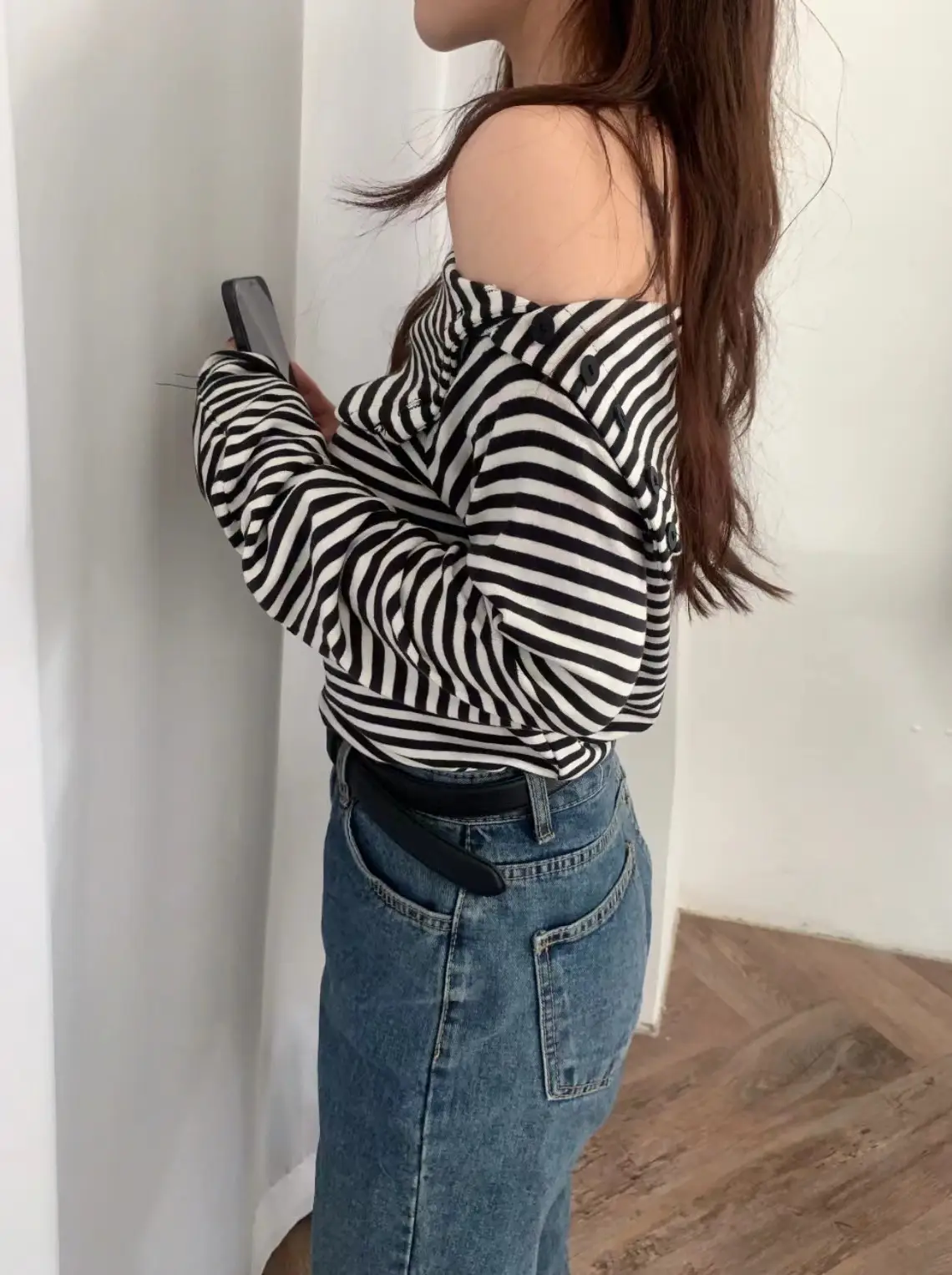통근용 슬림핏 스트라이프 티셔츠 상세 이미지 13