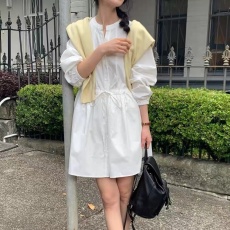 批发已出货 洋气抽绳收腰衬衫式<b class='q'>韩国</b>ins被问爆了的那条韩里韩气<b class='q'>连衣裙</b>