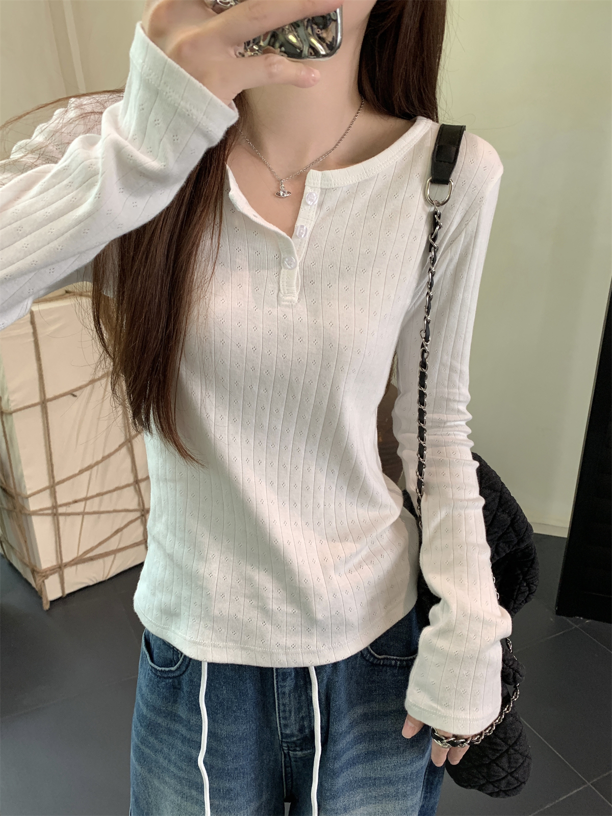 Actual shot of autumn and winter Korean style round neck button jacquard design solid color versatile pure cotton long-sleeved inner T-shirt top