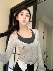 Actual shot of autumn and winter Korean style contrasting color temperament off-shoulder fake two-piece versatile 6 wool knitted inner long-sleeved top