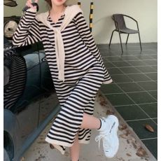 批发胖妹妹打底衫中长款加肥加大码女装秋毛衣女胖条纹冬装针织连衣裙