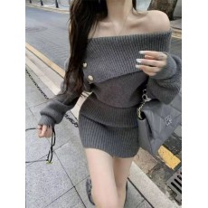 批发一字肩毛衣针织<b class='q'>连衣裙</b>女装秋冬新款<b class='q'>露肩</b>灰色包臀收腰短裙长袖裙子