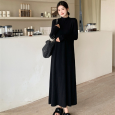 批发实拍秋冬胖妹妹长款宽松百搭配大衣针织毛衣<b class='q'>连衣裙</b>