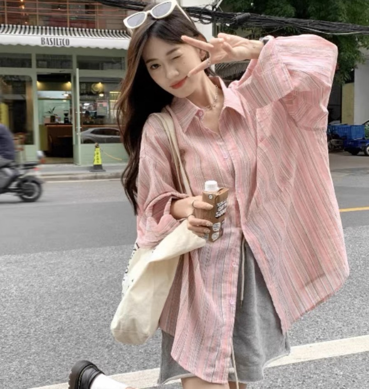 2026 빅 사이즈 여성 의류 chic 핑크색 스트라이프 셔츠 느긋한 바람 자외선 차단 셔츠 m-4xl200 근