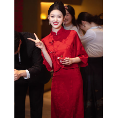 批发中式复古敬酒服2025秋季新娘回门订婚领证聚会女<b class='q'>旗袍</b>秀禾服嫁衣