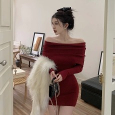 批发抖音天猫品质针织露肩连衣裙秋<b class='q'>冬</b>纯欲辣妹包臀一字肩打底内搭短裙