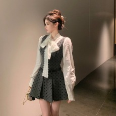 批发实拍实价灰色<b class='q'>波点</b>收腰显瘦吊带连衣裙法式复古花边领结<b class='q'>衬衫</b>两件套