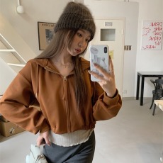 批发实拍！美式复古简约休闲百搭连帽卫衣设计感口袋短款外套女