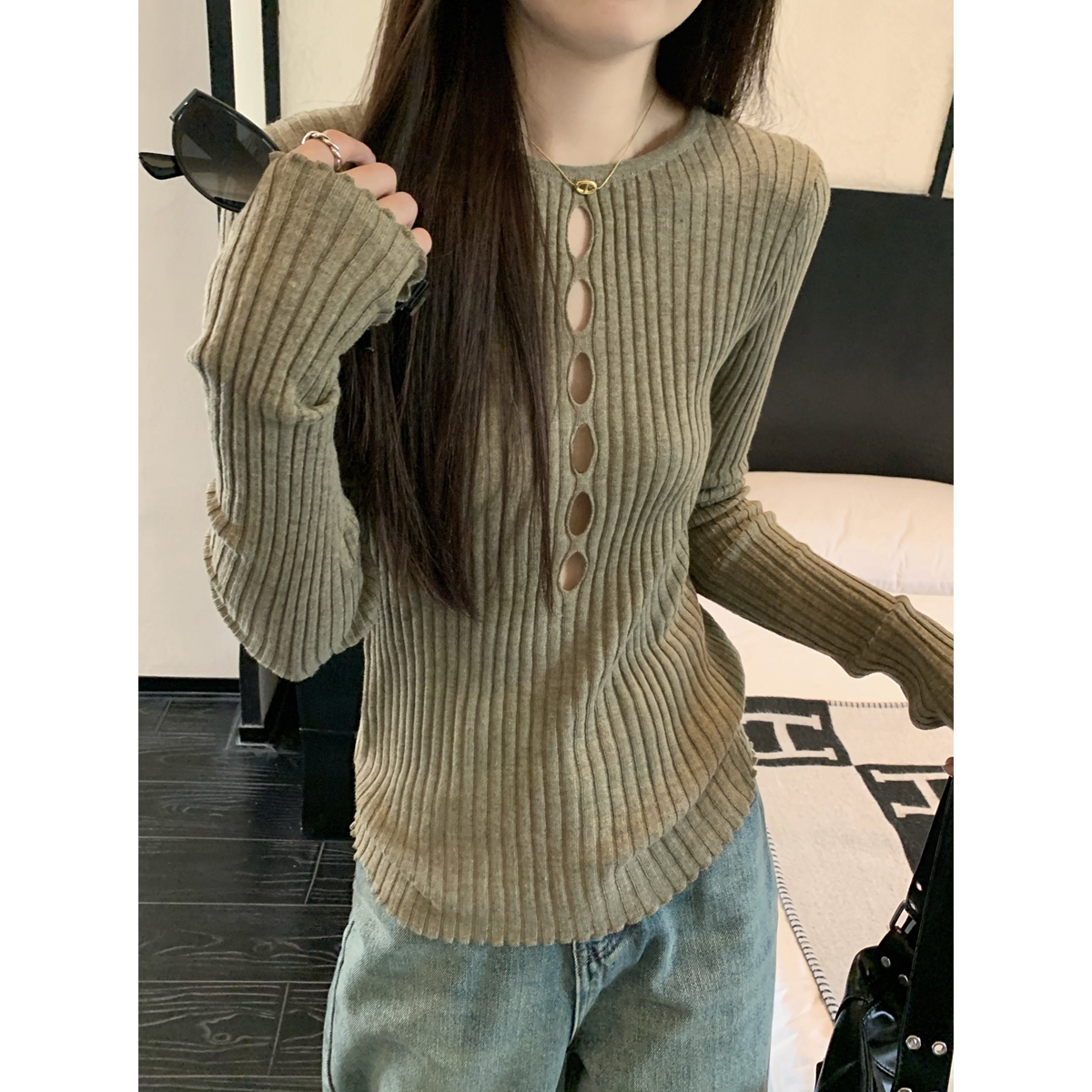 Real shot of autumn and winter Korean style slim fit hollow slim design 6 wool knitted long-sleeved bottoming shirt top for women