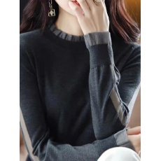 批发法国尾货捡漏女装高端<b class='q'>品牌</b>折扣原单撤柜宽松内搭打底衫时尚毛衣女