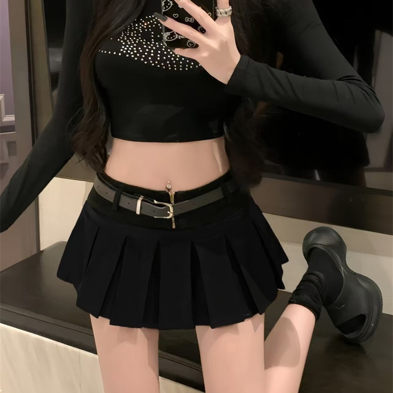 Real shot!  New Korean style PU leather fake two piece hot girl low waist belt slimming pleated mini skirt