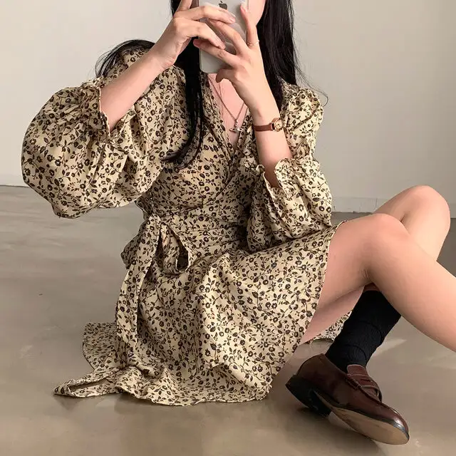 프리미엄 베이지/블랙 루즈핏 원피스 상세 이미지 3